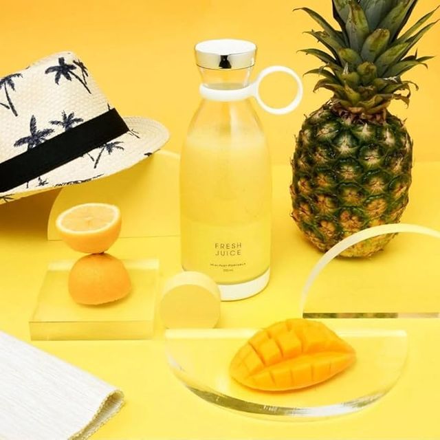 Portable USB Juicer Bottle – Rechargeable Blender for Smoothies & Shakes